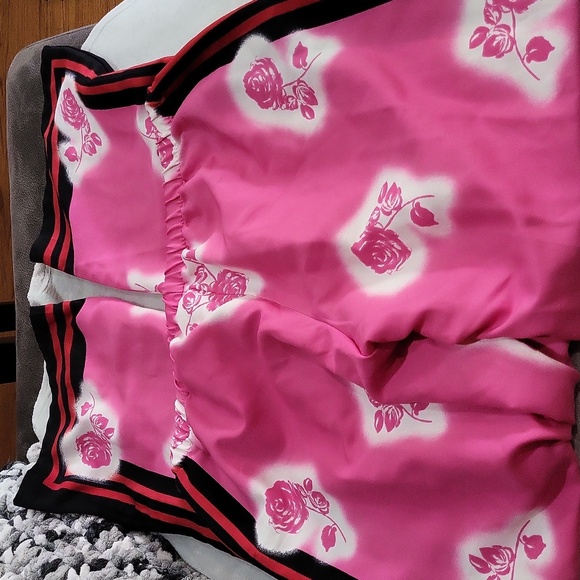 Victoria's Secret Floral Pajama Bottoms - Picture 10 of 10